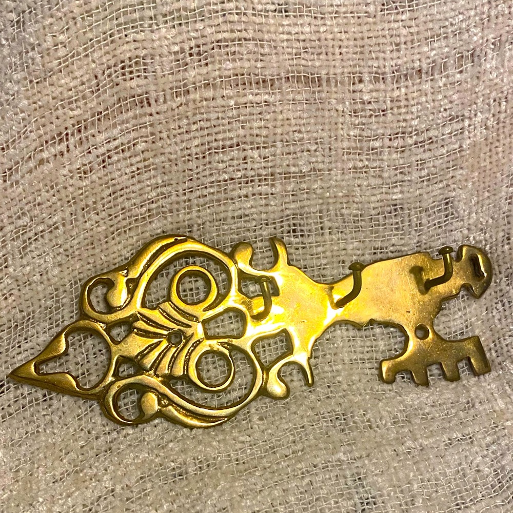 Vintage Brass house entryway kitchen remodel brass key rack India Decor keyrack